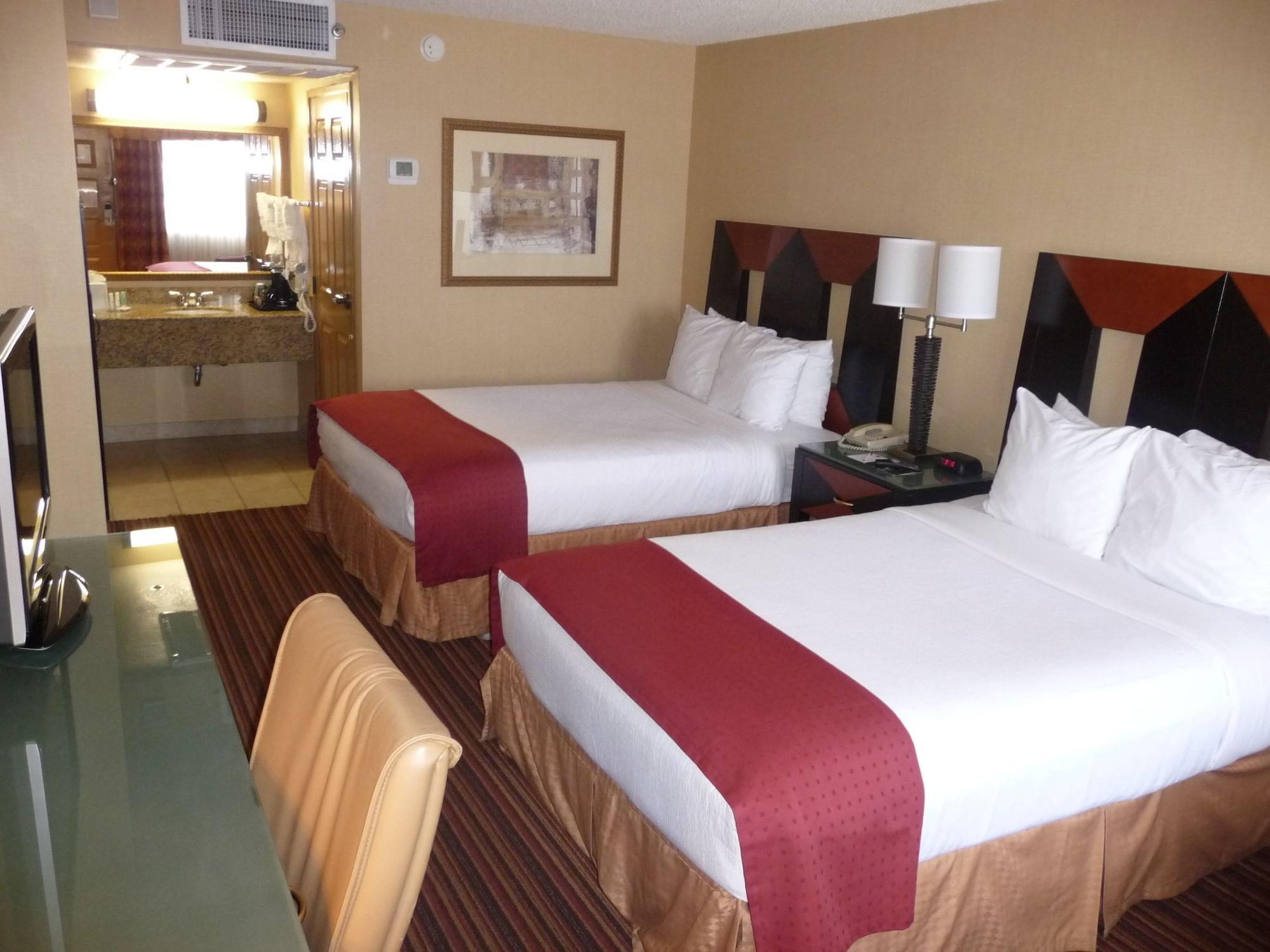 Ramada By Wyndham San Diego National City Dış mekan fotoğraf