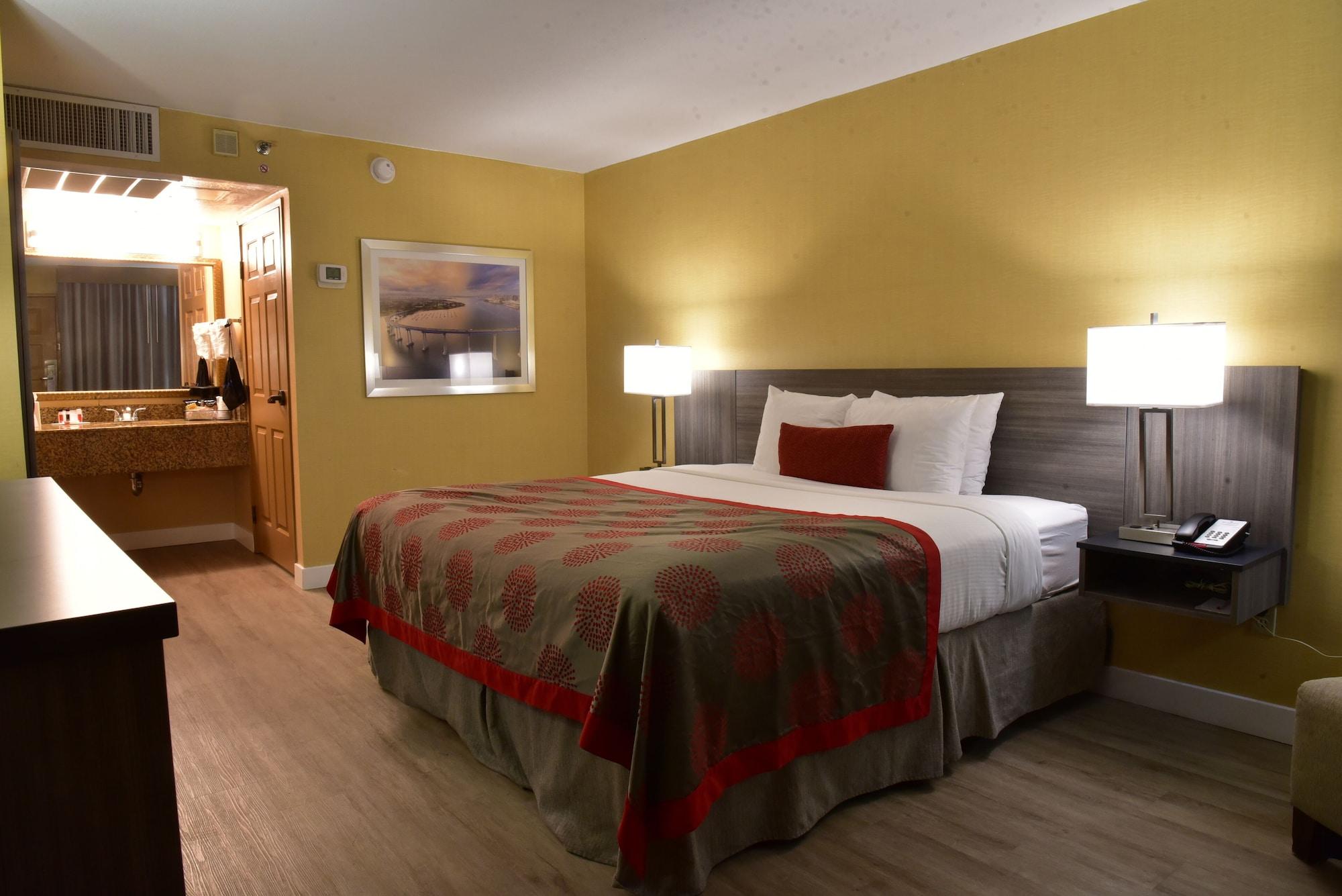 Ramada By Wyndham San Diego National City Dış mekan fotoğraf
