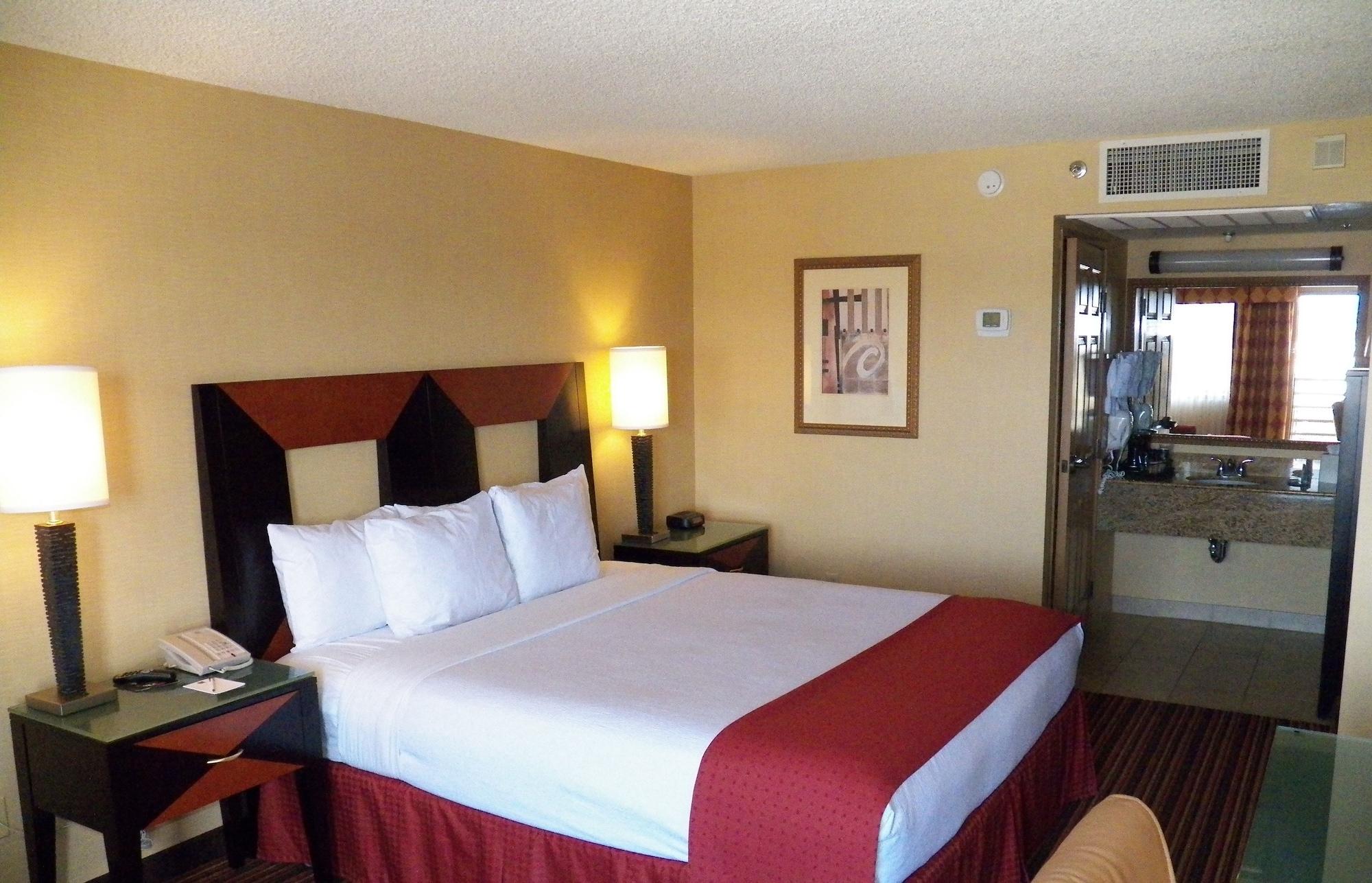 Ramada By Wyndham San Diego National City Dış mekan fotoğraf