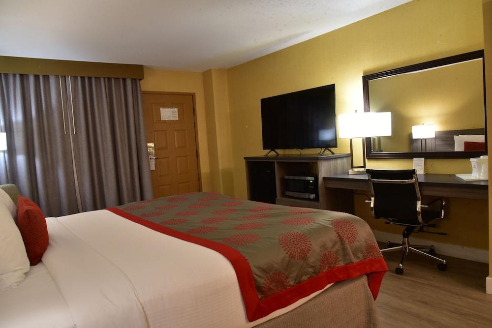Ramada By Wyndham San Diego National City Dış mekan fotoğraf