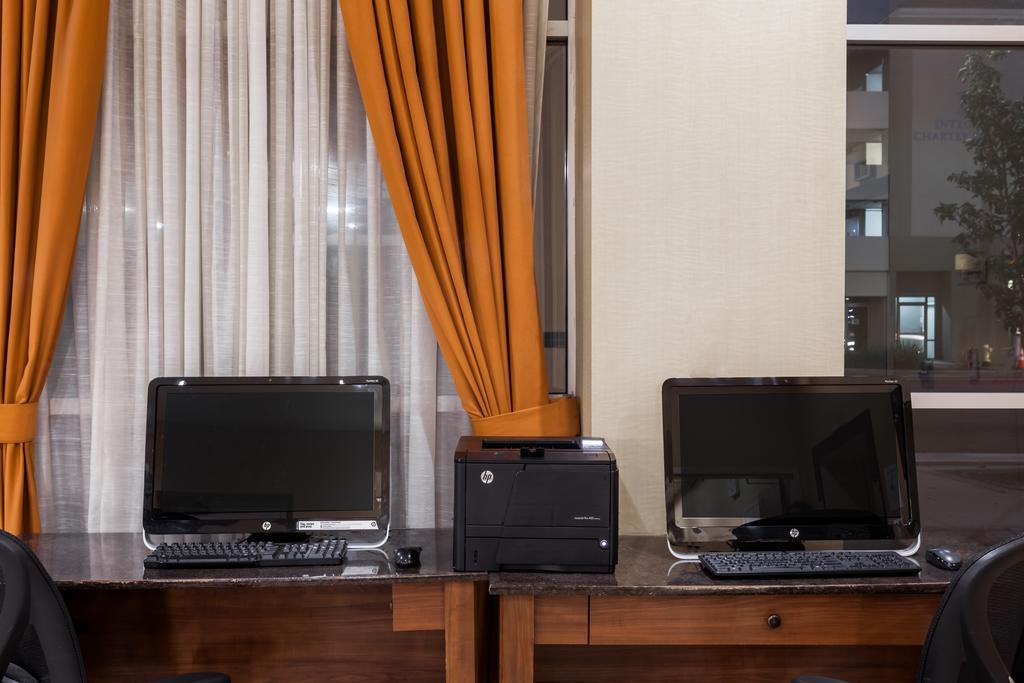 Ramada By Wyndham San Diego National City Dış mekan fotoğraf