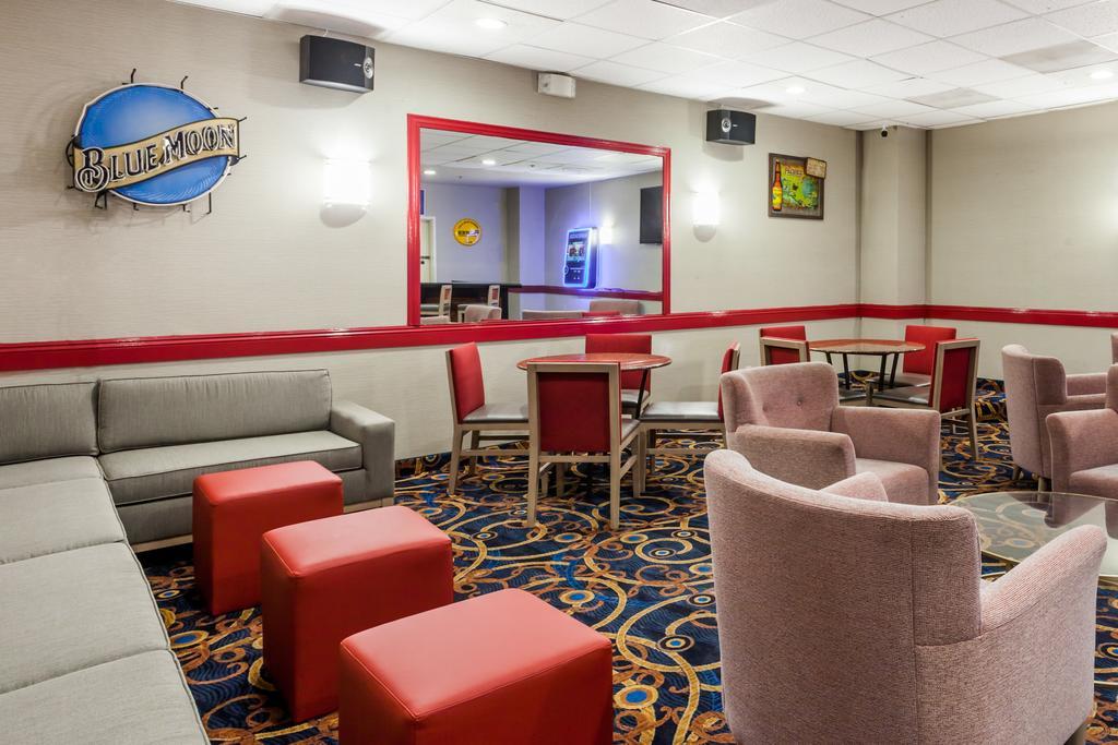 Ramada By Wyndham San Diego National City Dış mekan fotoğraf