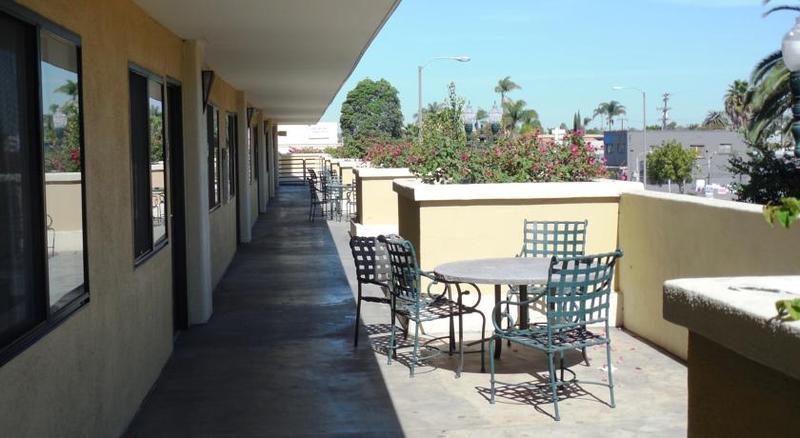 Ramada By Wyndham San Diego National City Dış mekan fotoğraf